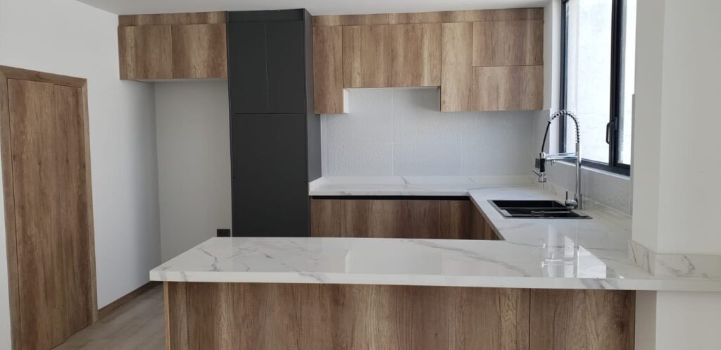 Vista cocina de casa en Cumbaya